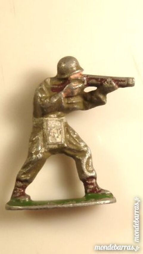 Soldat Am�ricain QUIRALU 7 Montargis (45)