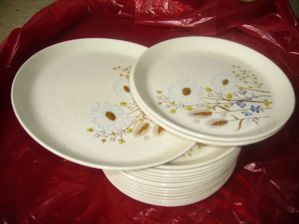 vaisselle de l'atelier d'art de Luneville Dcoration