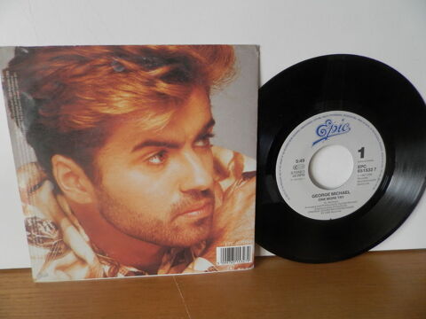 
One More Try - George Michael
3 Paris 12 (75)