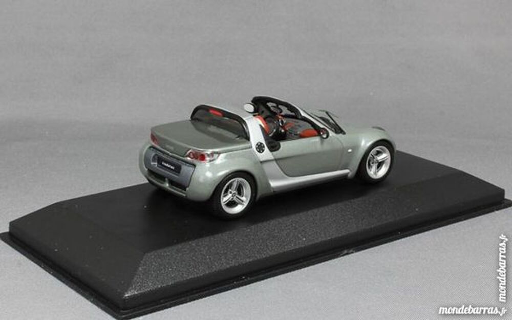 Smart Roadster gris 1/43 Minichamps Neuf Boite Jeux / jouets