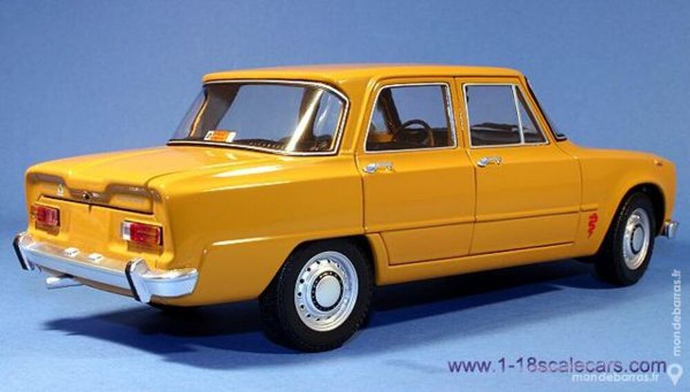 Alfa Romeo Giulia 1300 Minichamps 1/18 Neuf Jeux / jouets