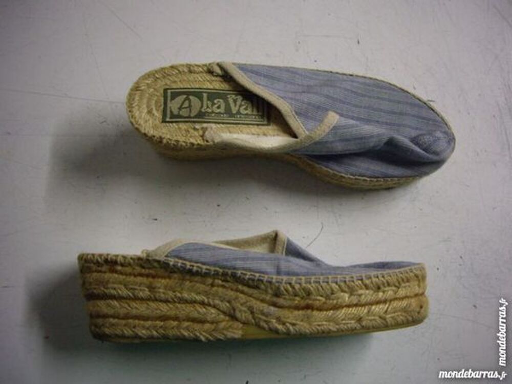 Sabots en espadrilles pt 34 en bleu ray&eacute; Chaussures