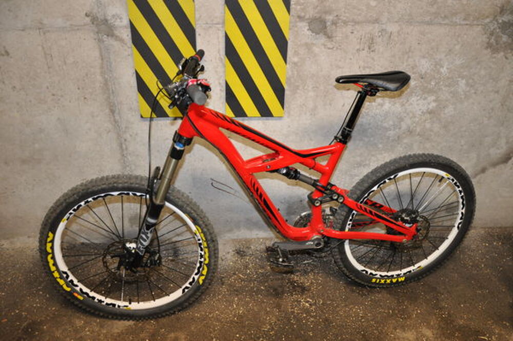 VTT specialized enduro comp 26 plu taille M Vélos