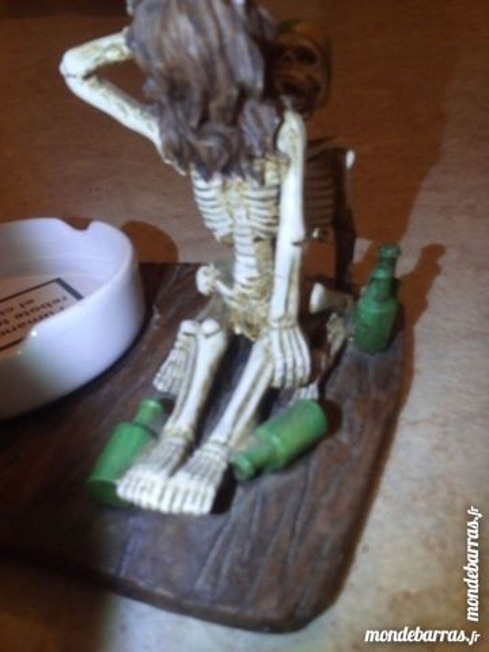 figurine cendrier rasta squelette 