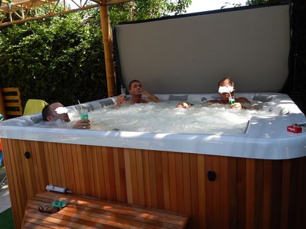 spa jacuzzi copacabana 7 places Sports