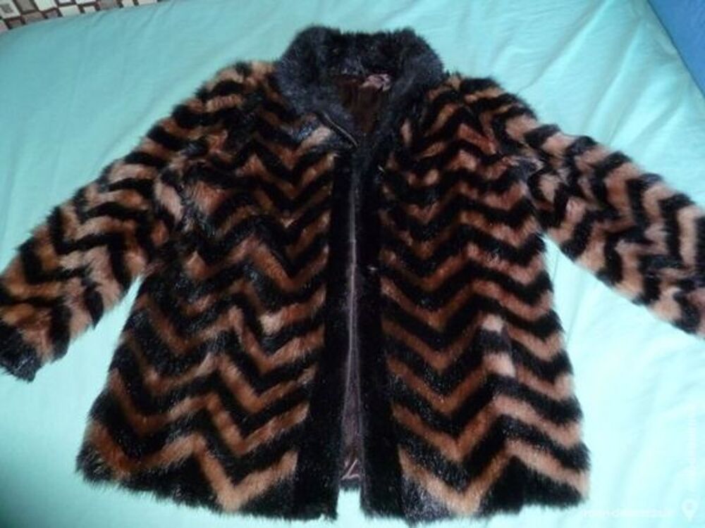 Veste imitation fourrure Vêtements