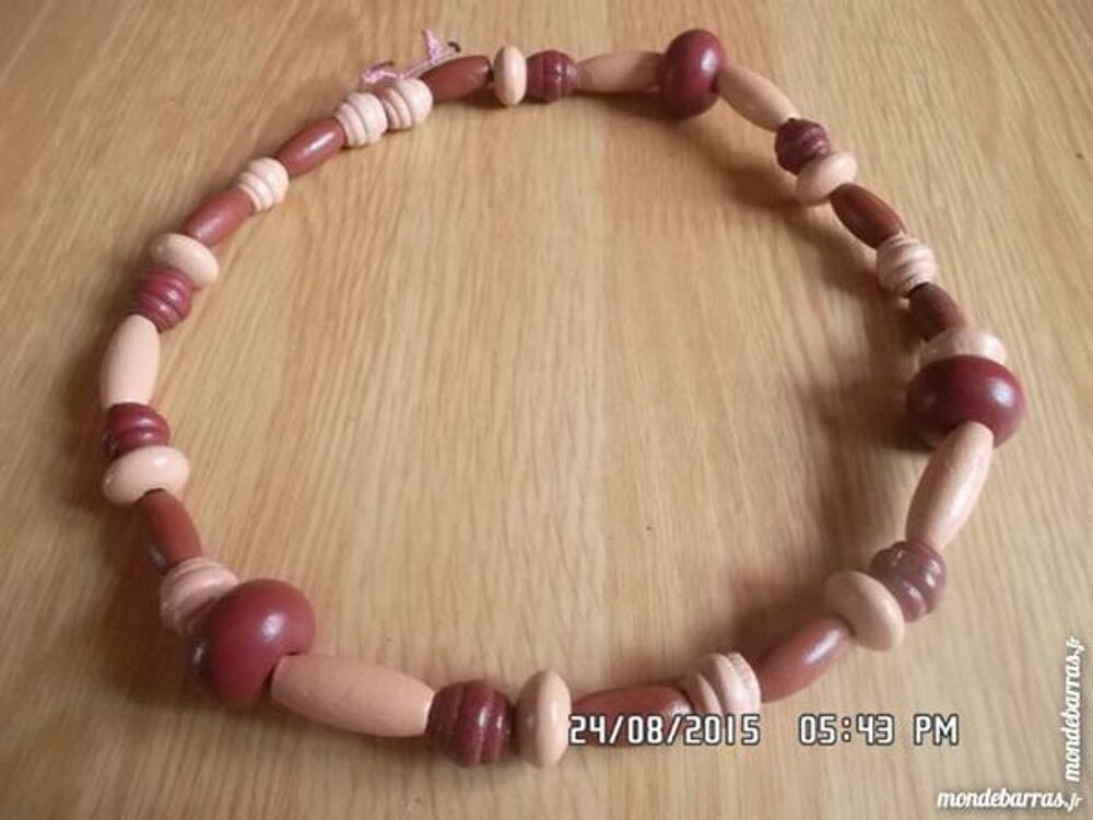 collier perles bois Jeux / jouets