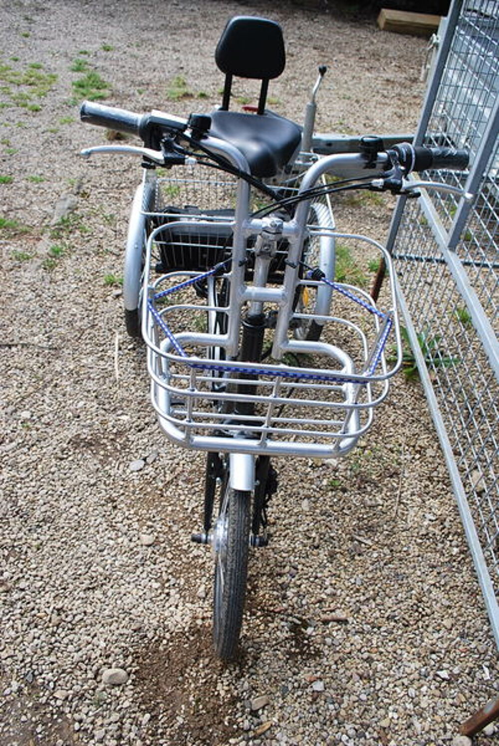 tricycle v&eacute;lo assistance &eacute;lectrique Vlos