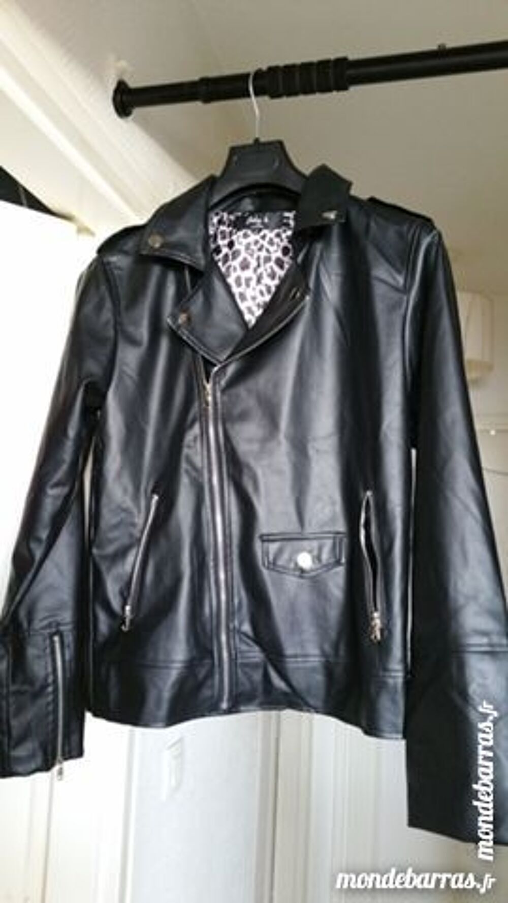 blouson zipp&eacute; Vêtements