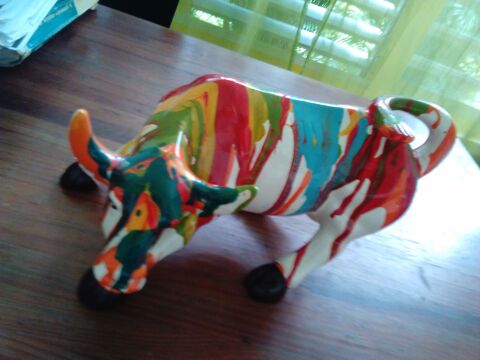 TAUREAU POP ART 49 Baie-Mahault (97)