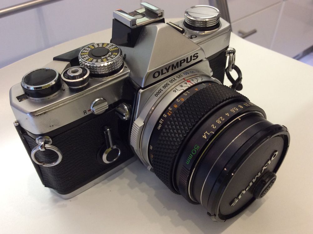 Appareil photo reflex 24x36 Olympus OM1 Photos/Video/TV
