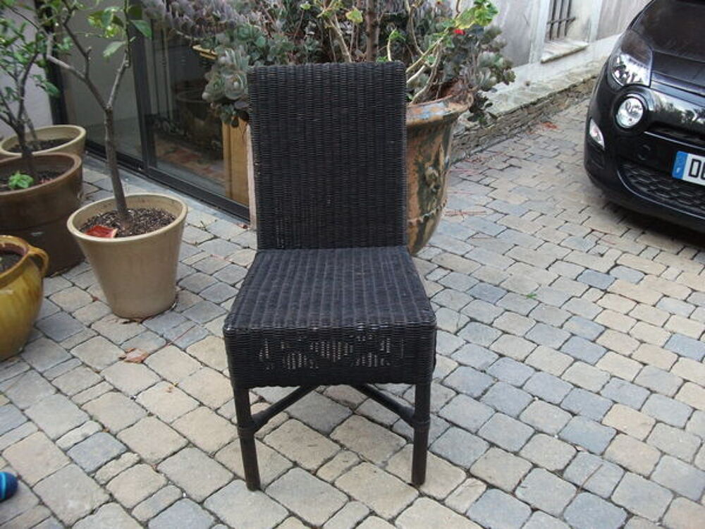 4 Chaises en osier &eacute;tat neuf Meubles