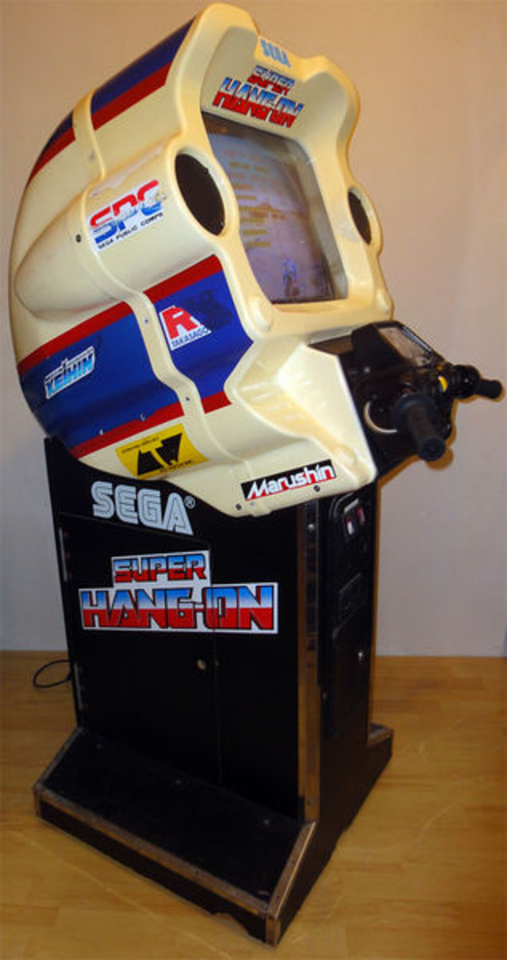 recherche une borne d arcade moto avec guidon integr&eacute;. Jeux / jouets