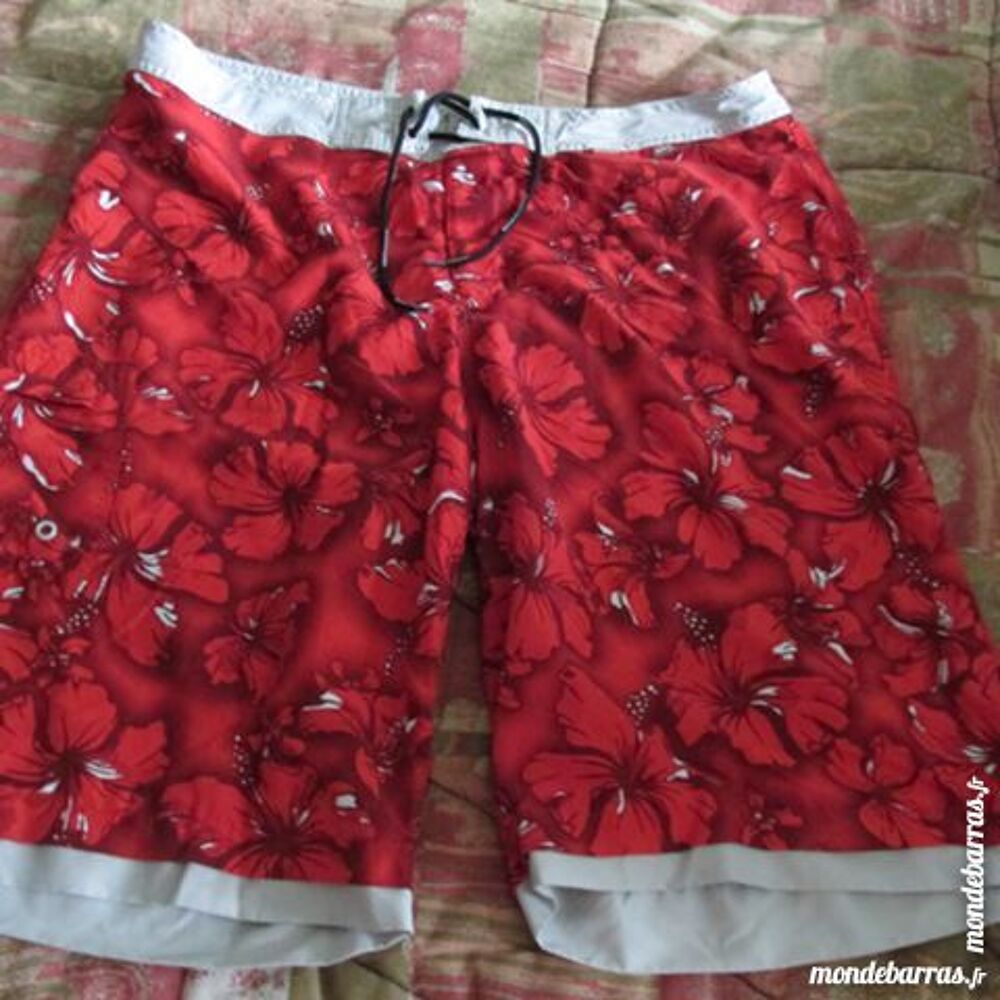 SHORT DE BAIN FLEURS ROUGE T. XL Vêtements