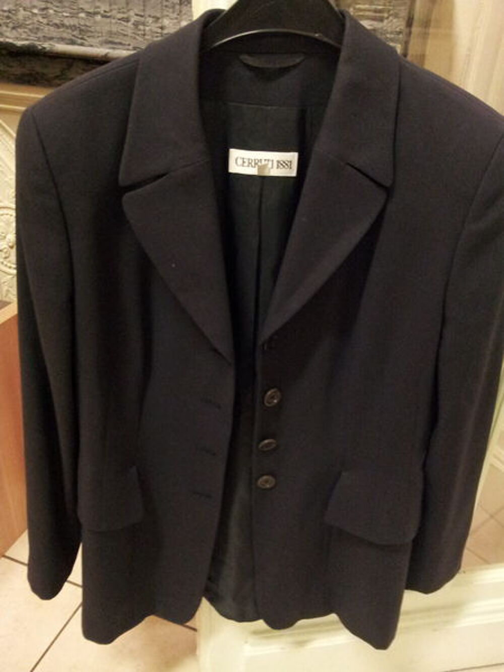 veste tres bon etat CERRUTI 1881 Vêtements