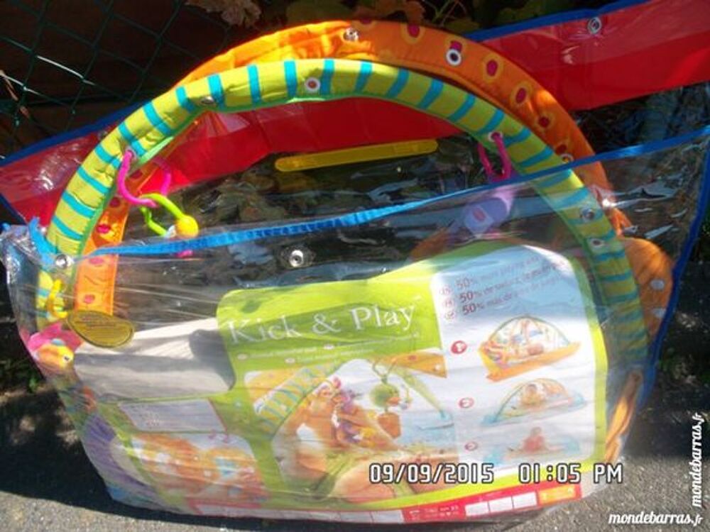 portique activit&eacute;s kick &amp; play*juste 5e*kiki60230 Puériculture
