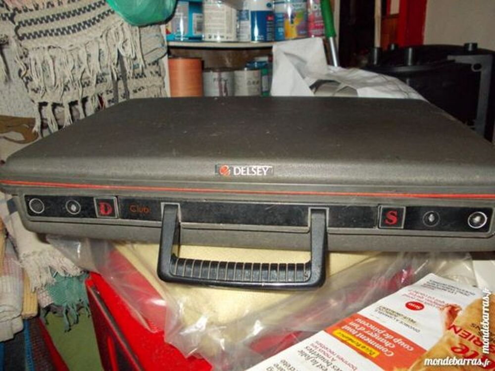 mallette de marque DELSEY Maroquinerie