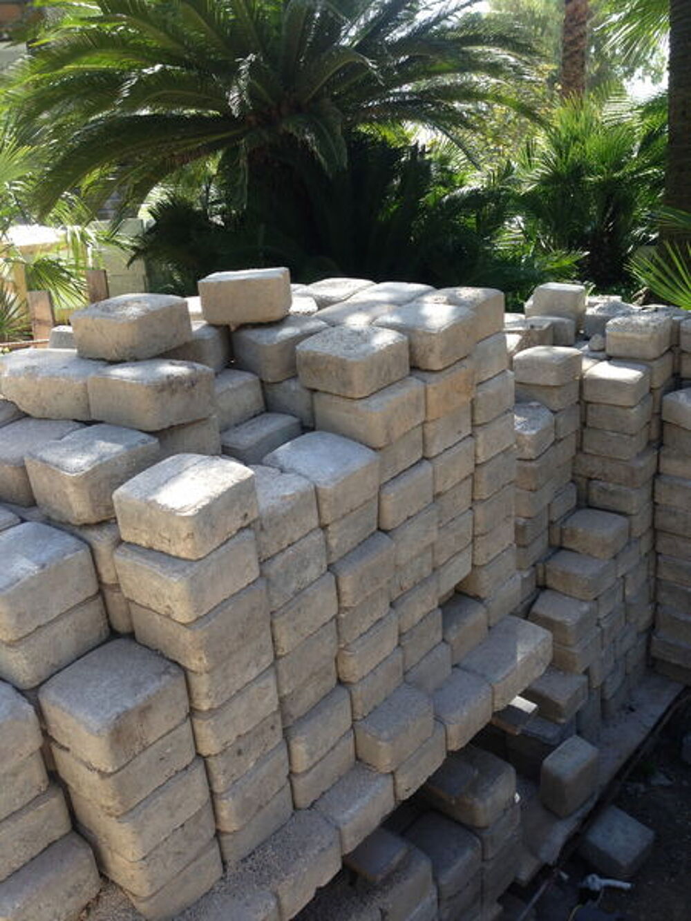 Pav&eacute; de jardin Jardin