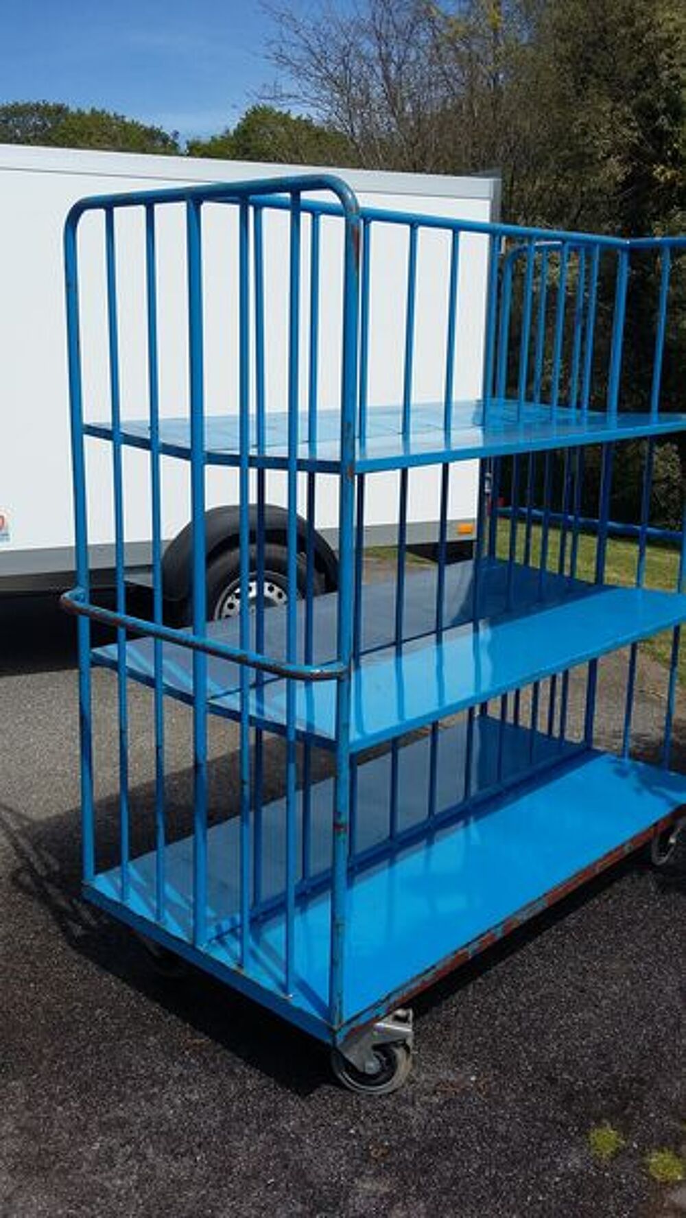 etagere industriel sur roues Meubles