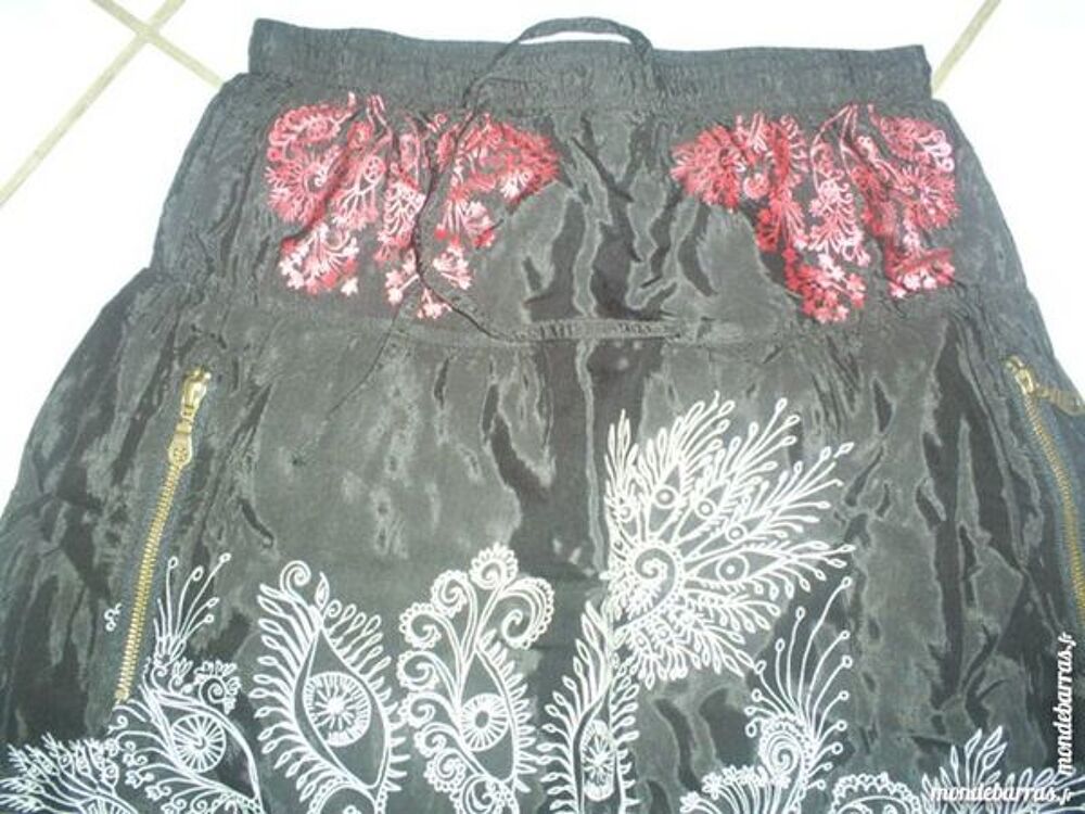 Jupe DESIGUAL Taille 36 Vêtements