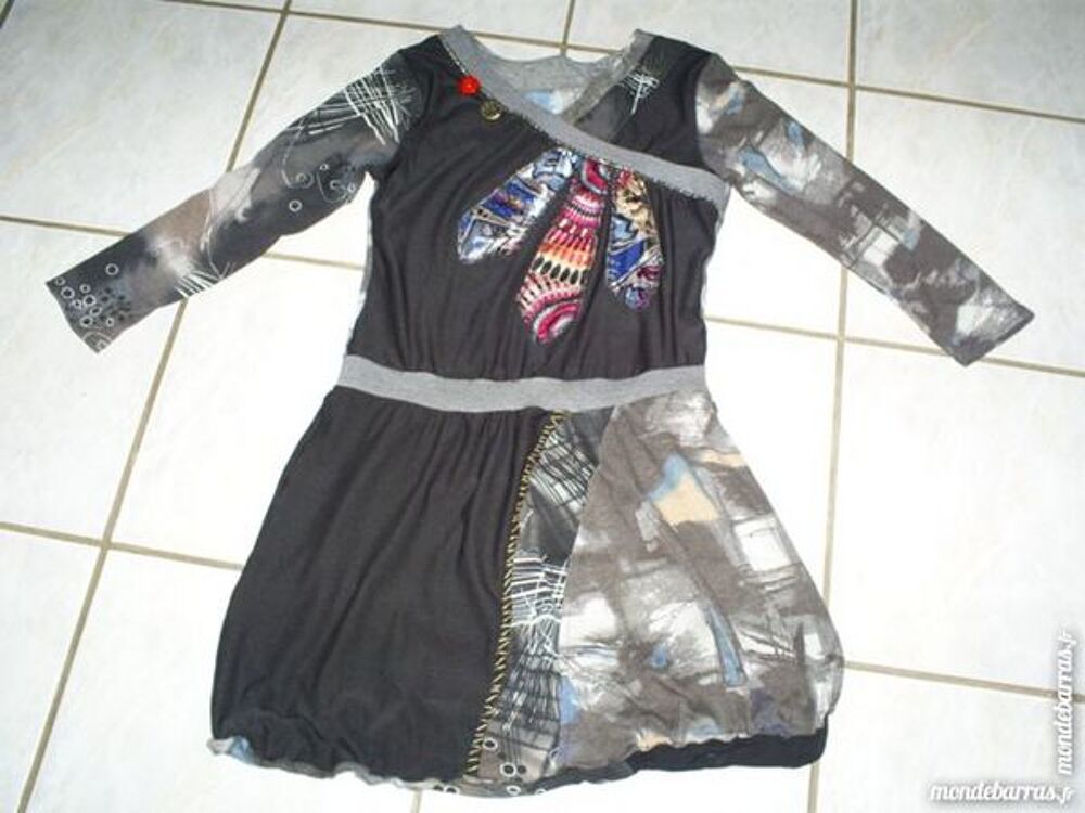Robe style DESIGUAL Vêtements