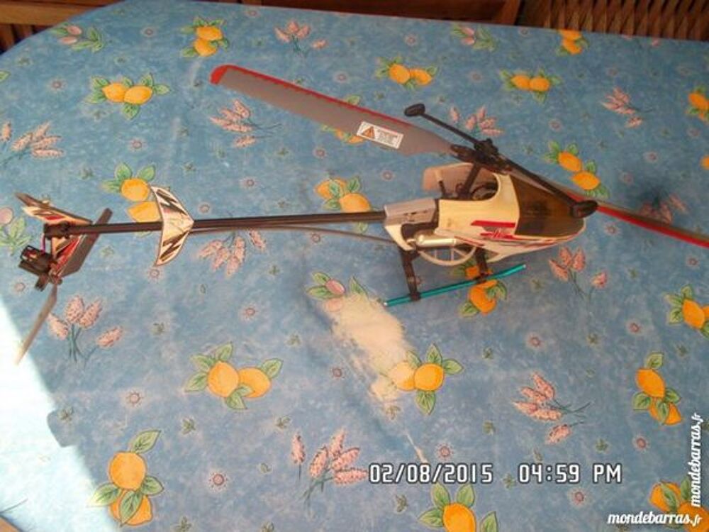 h&eacute;licopt&egrave;re &agrave; r&eacute;parer Jeux / jouets