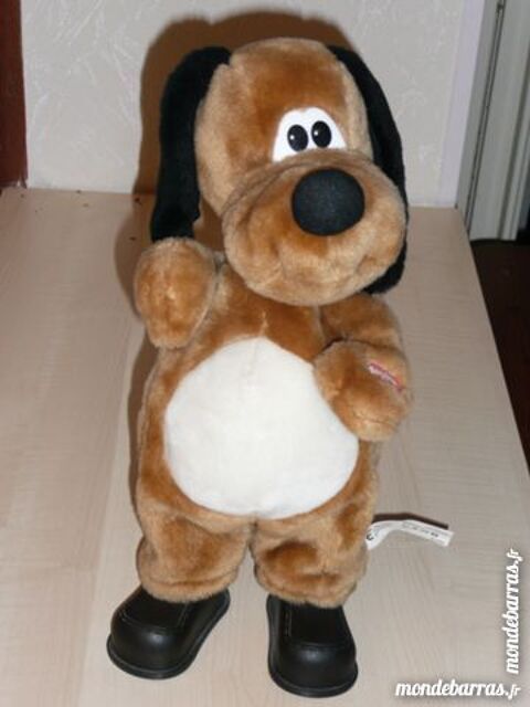 GRANDE PELUCHE CHIEN DANSANT 6 Escalquens (31)
