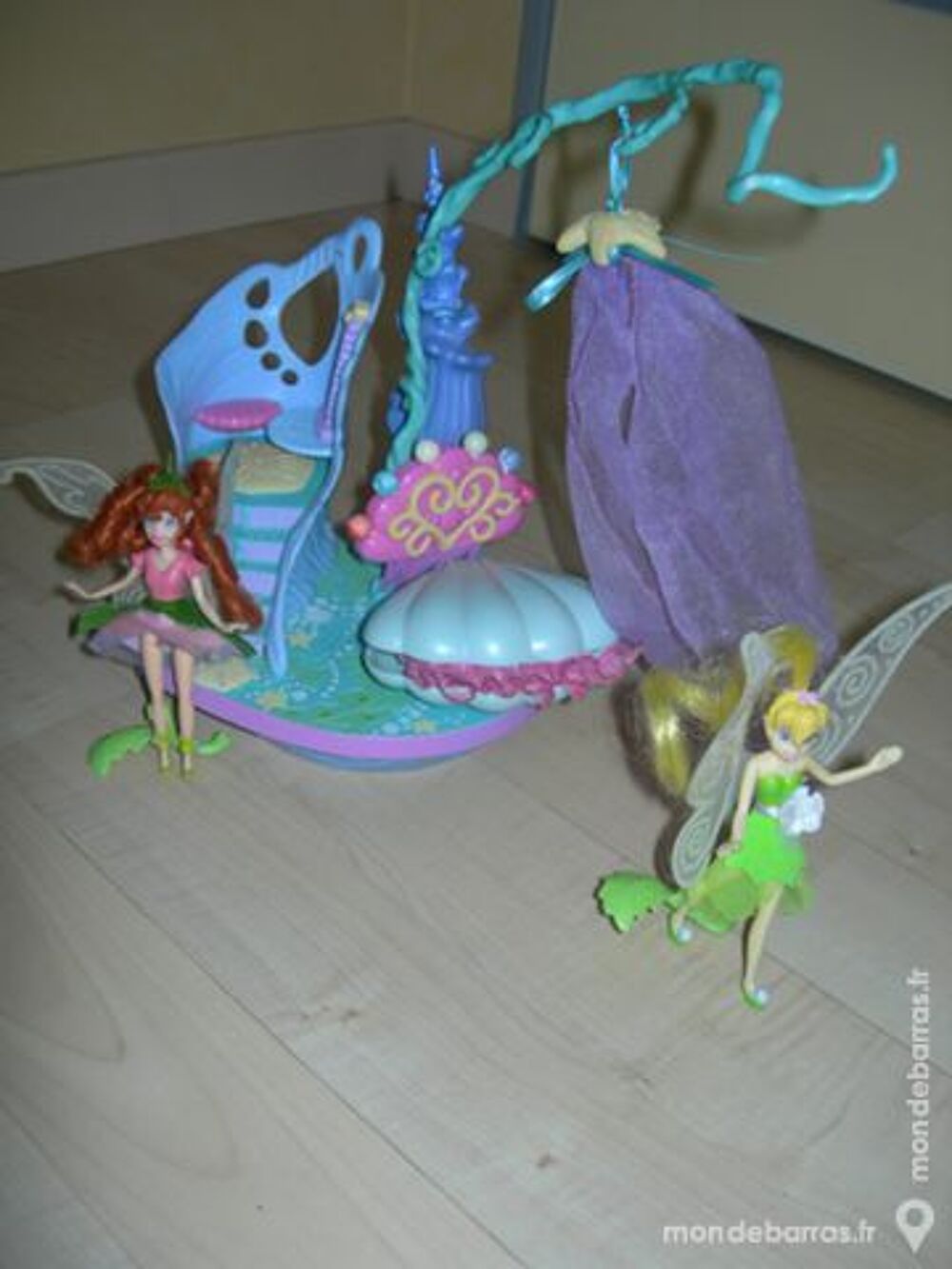Deux petites poup&eacute;es f&eacute;es Jeux / jouets