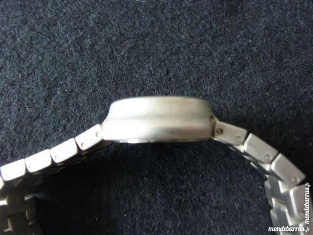 CARVEN USA montre dame analogique DIV0508 Bijoux et montres