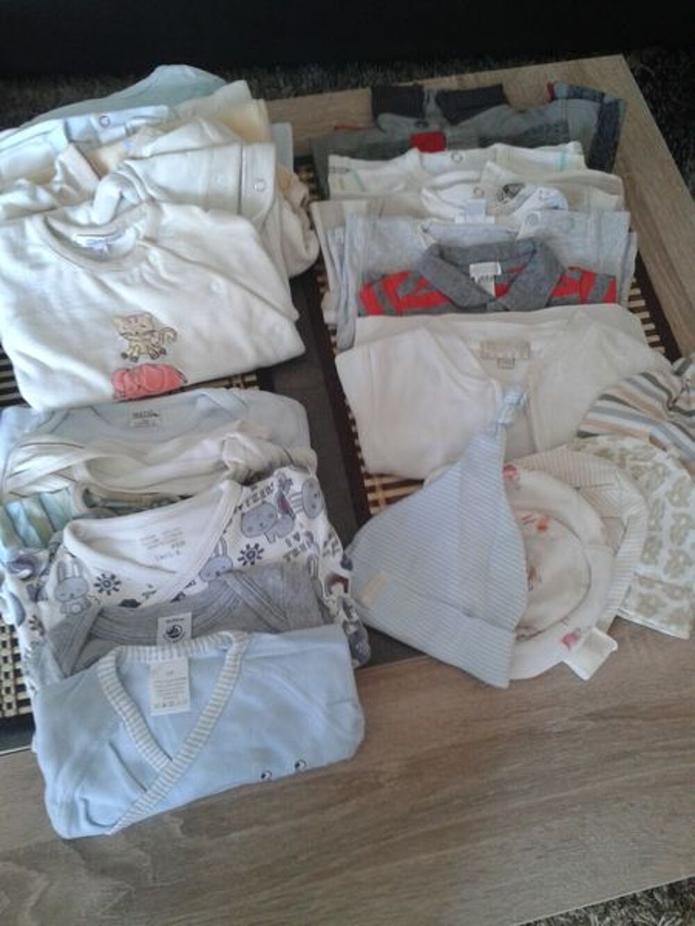 lot v&ecirc;tements b&eacute;b&eacute; Vêtements enfants