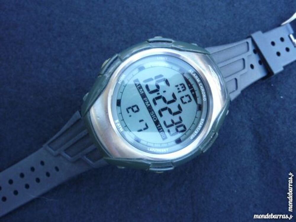 UMBRO JUMBO MILITARY chrono 1/100&egrave;me DIV0213 Bijoux et montres