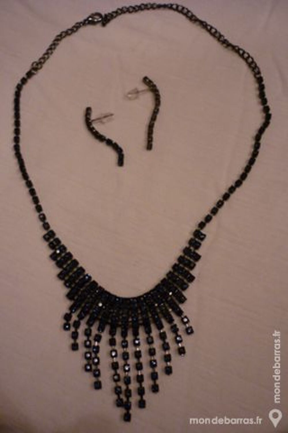 COLLIER TOUR DE COU N&deg;1 Bijoux et montres