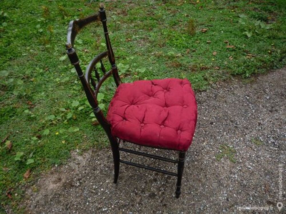 Chaise Napol&eacute;on III d&eacute;cor&eacute; Meubles