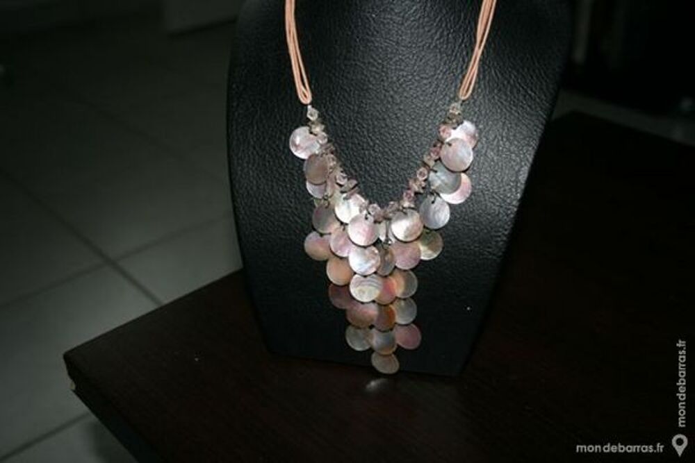 collier Bijoux et montres