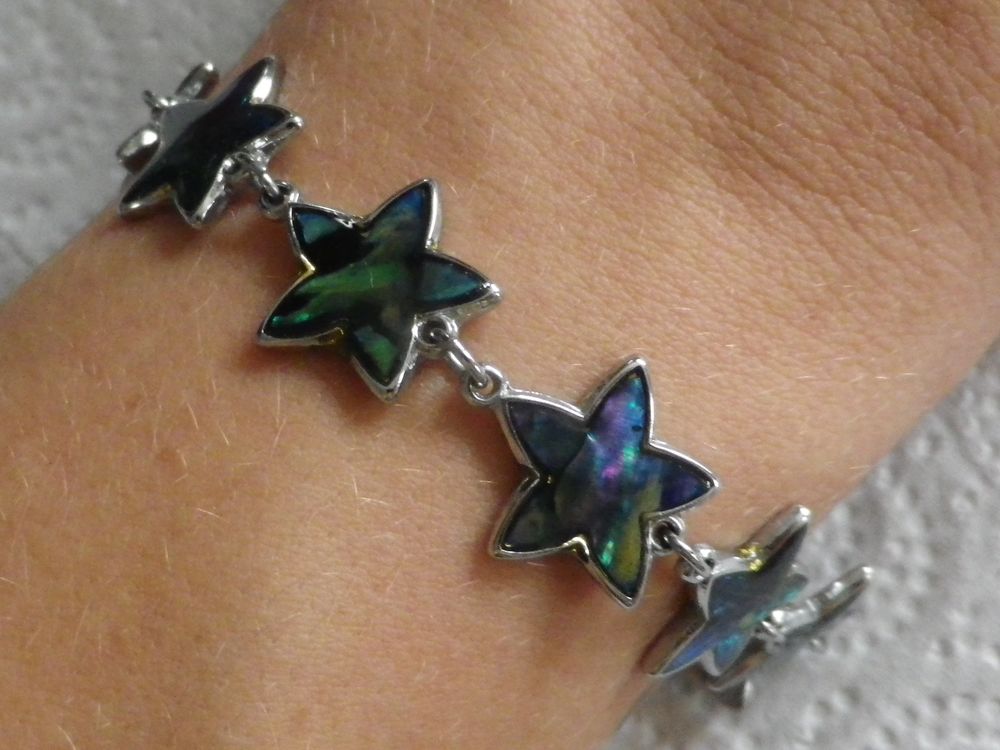 BRACELET N&deg;3 ETOILES BLEUES Bijoux et montres