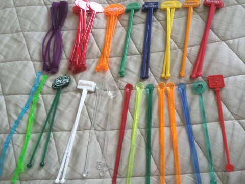 Lot de touilleurs de caf� 17 Nimes (30)