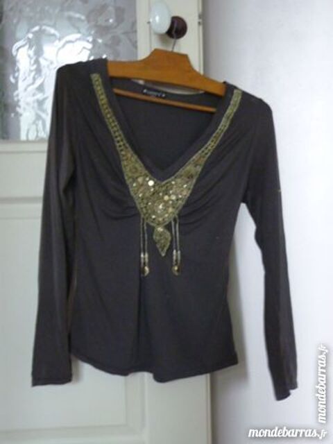 haut femme 36 5 Brienne-le-Chteau (10)