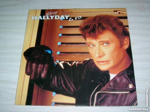 33 TOURS  JOHNNY HALLYDAY En V.O. 35 Nantes (44)
