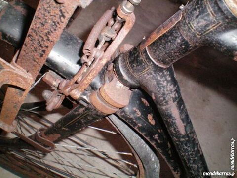 VELO 1930/1970 COMPLET OU PIECES .... 20 Saint-Maurice-en-Gourgois (42)