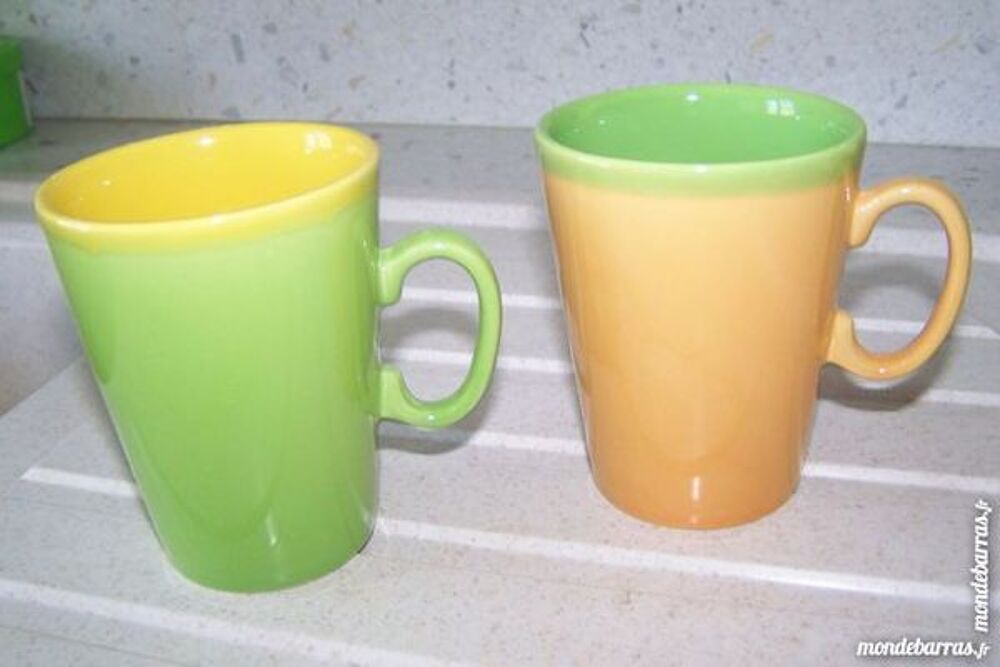 2 mugs, NEUFS Cuisine