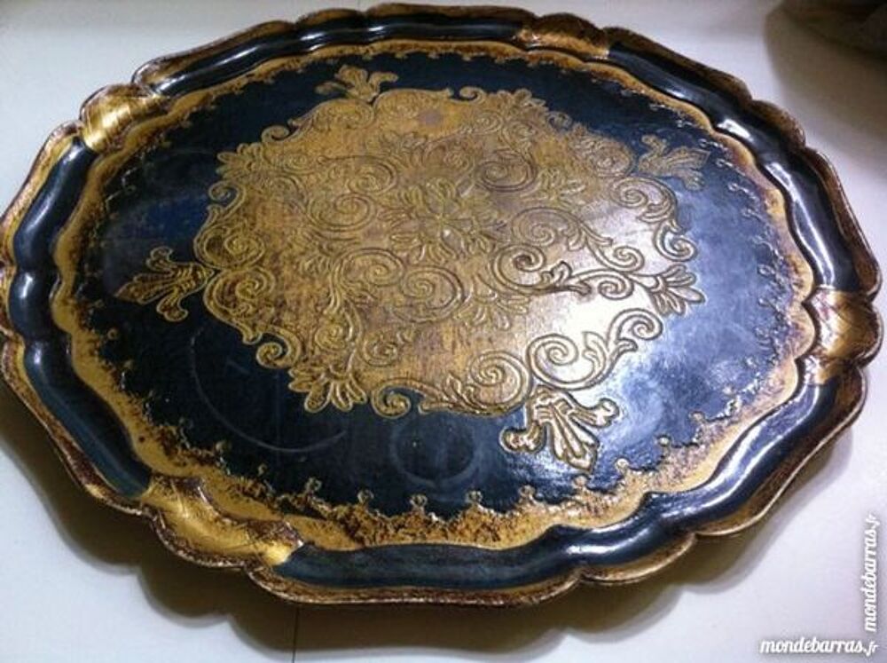 PLATEAU ANCIEN EN BOIS Cuisine