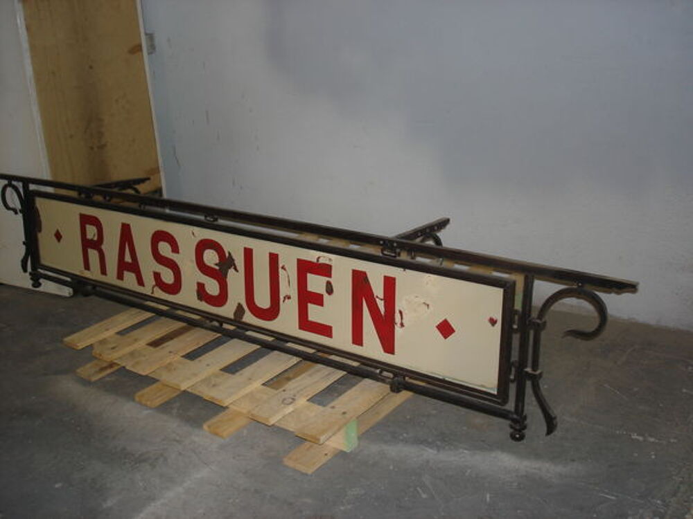 Rare,ancienne plaque &eacute;maill&eacute;e de gare 