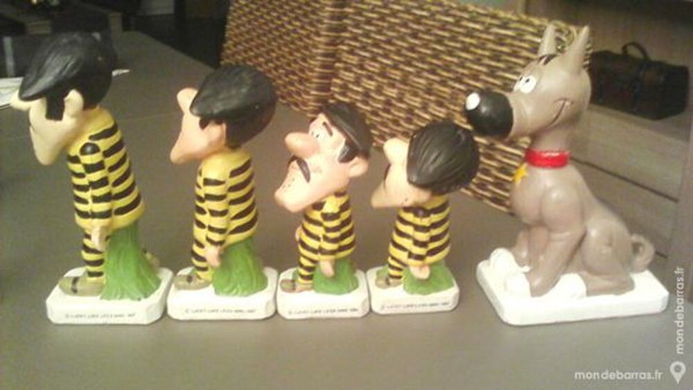 Figurines dalton avec rantanplan 