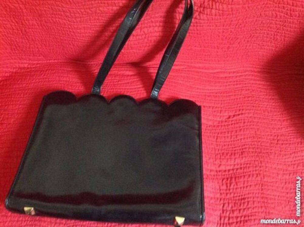 Sac &agrave; main Maroquinerie