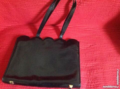 Sac  main 20 Saint-Germain-en-Laye (78)