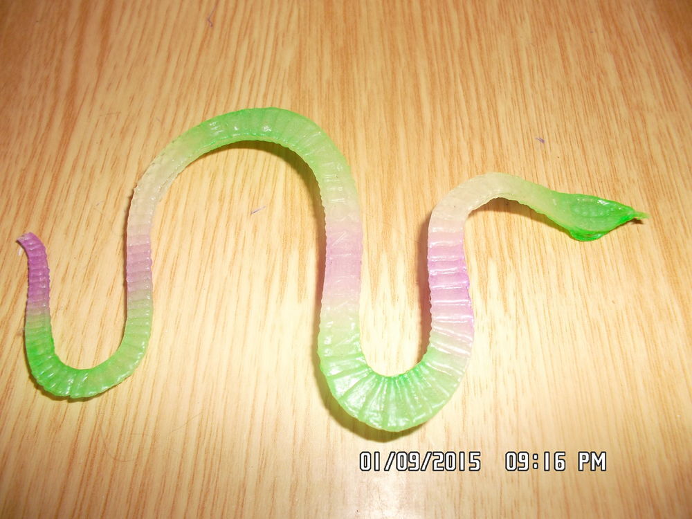 PETIT SERPENT*JUSTE 0.50 CTS*KIKI60230 Jeux / jouets