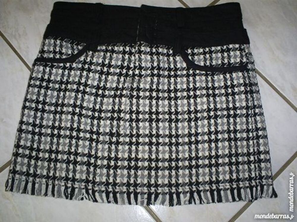 Jupe MORGAN neuve Taille 36 Vêtements