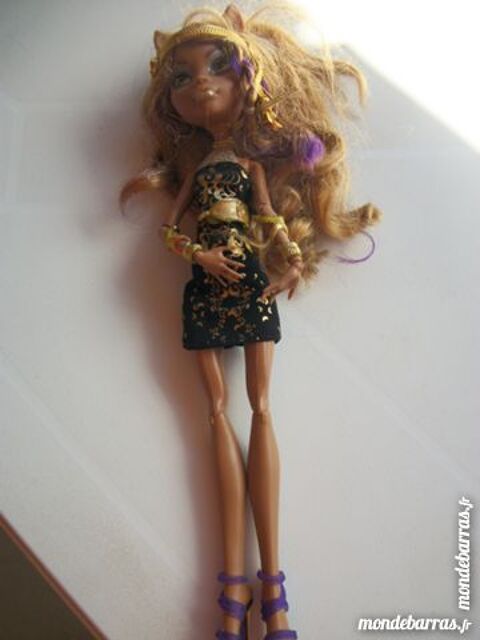 Poupe Monster Hight 8 Poitiers (86)