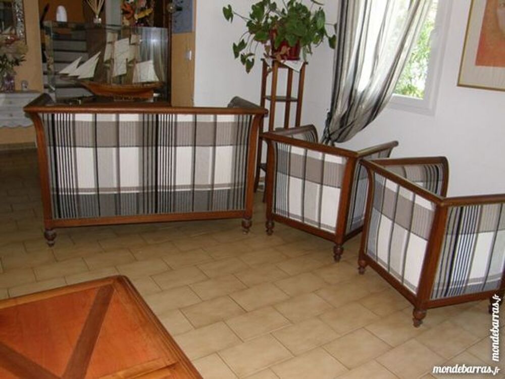 Un canap&eacute; et deux fauteuils Art D&eacute;co 1930 50 ? Meubles