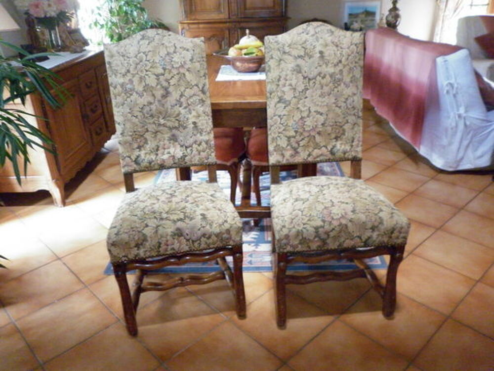 6 chaises Louis XIII "os de mouton" Meubles